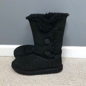 Ugg Bailey button black boot